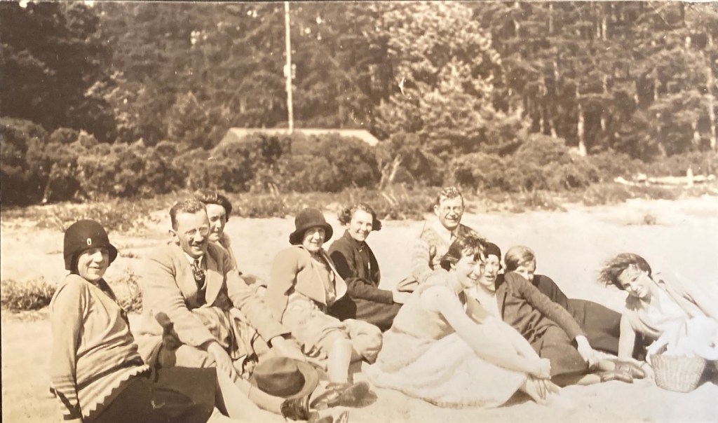 June 1930 family photograph of Greenes and friends